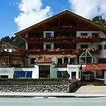 Kristall - Adults Only Hotel