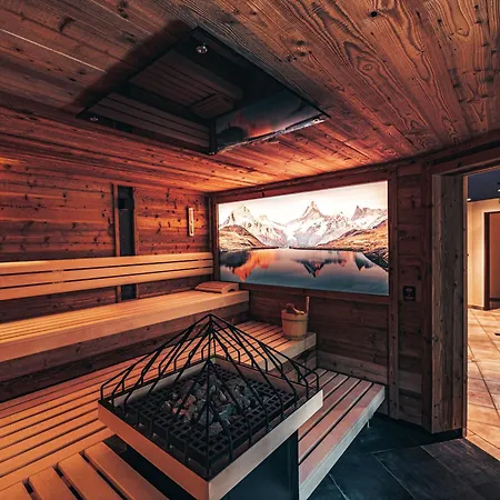 Отель Kristall - Adults Only