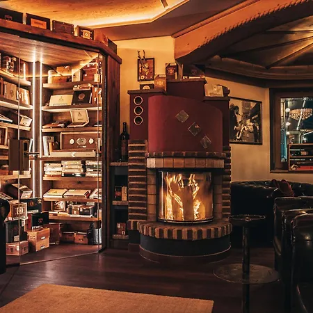 Kristall - Adults Only