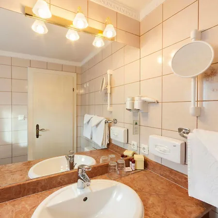 Kristall - Adults Only Hotel